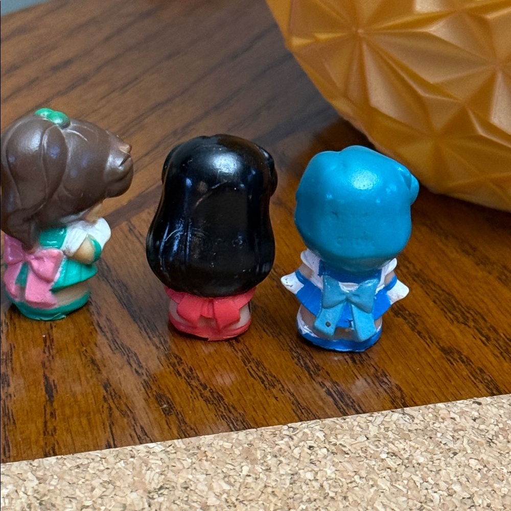 Vintage 1990s Sailor Moon Mini Figures Set Finger Puppet Plastic PVC Toys - Picture 4 of 8